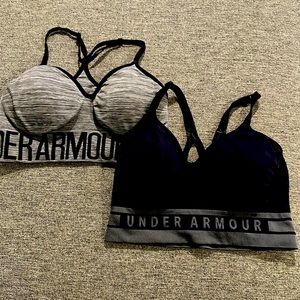 Under Armour sports bras 2x size L with removeable pads